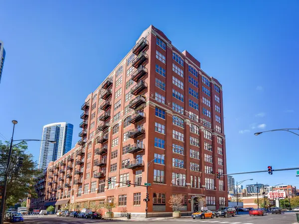 360 W ILLINOIS ST #8F, Chicago, IL 60654
