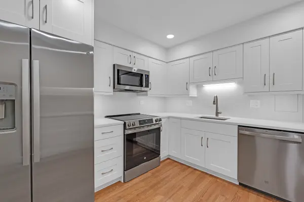 2515 E Olive AVE #2K, Arlington Heights, IL 60004