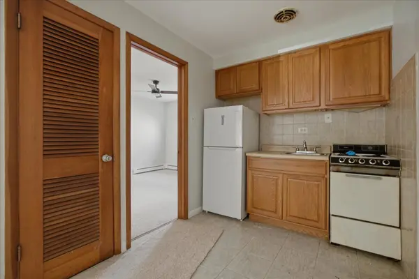 6250 W 64th PL #101, Chicago, IL 60638