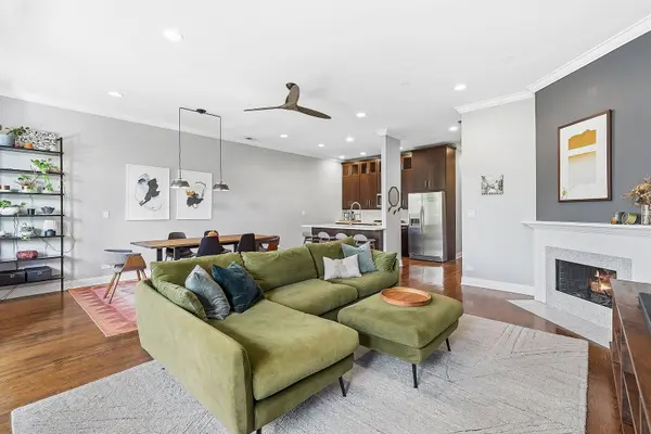 2642 W Chicago AVE #3, Chicago, IL 60622