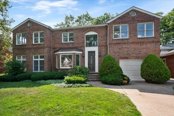 6520 N Christiana AVE, Lincolnwood, IL 60712