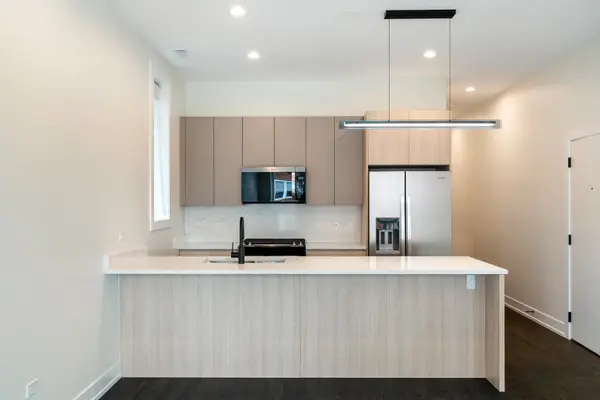 408 E 50th PL #1E, Chicago, IL 60615