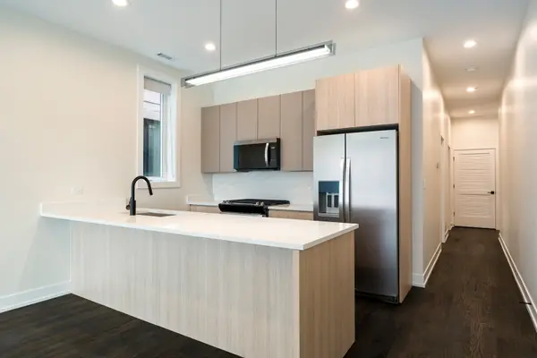 408 E 50th PL #1E, Chicago, IL 60615