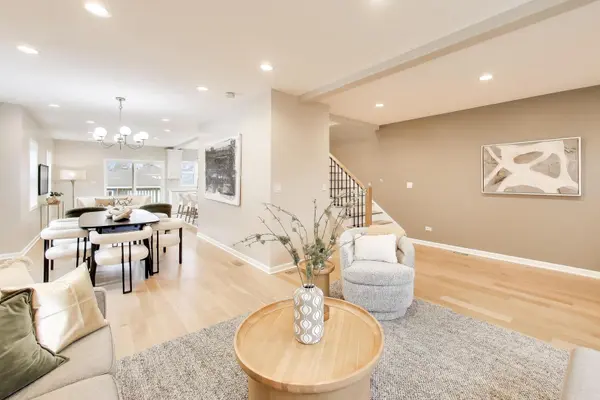 4065 N Meade AVE, Chicago, IL 60634