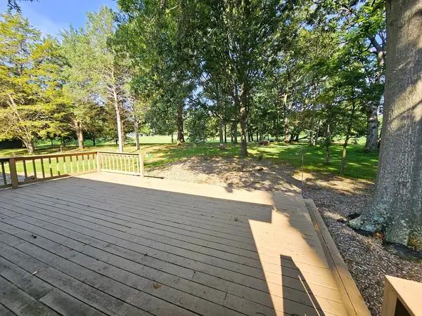 14687 N Lost Lake LN, Mt Vernon, IL 62864