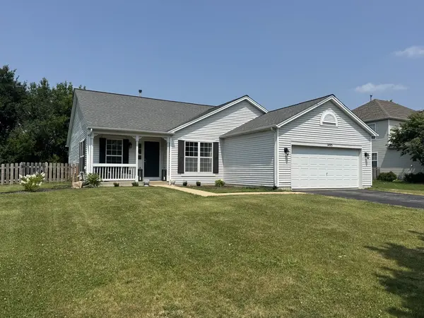 1493 Patterson AVE, North Aurora, IL 60542