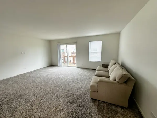 2329 Upland RD, Pingree Grove, IL 60140