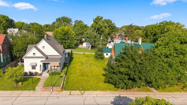 1206 17th ST, Rock Island, IL 61201