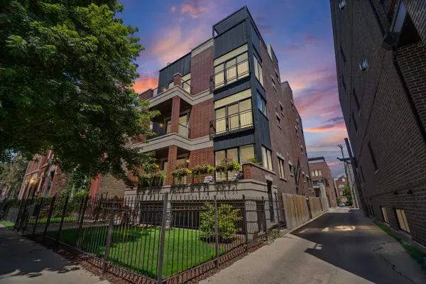 831 N Paulina ST #2E, Chicago, IL 60622