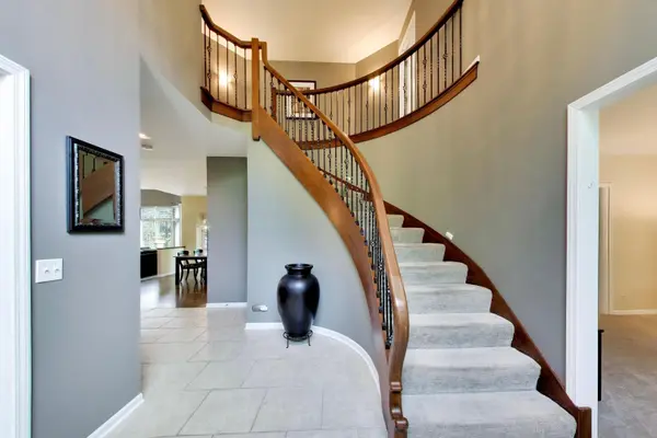 712 De Lasalle CT, Naperville, IL 60565