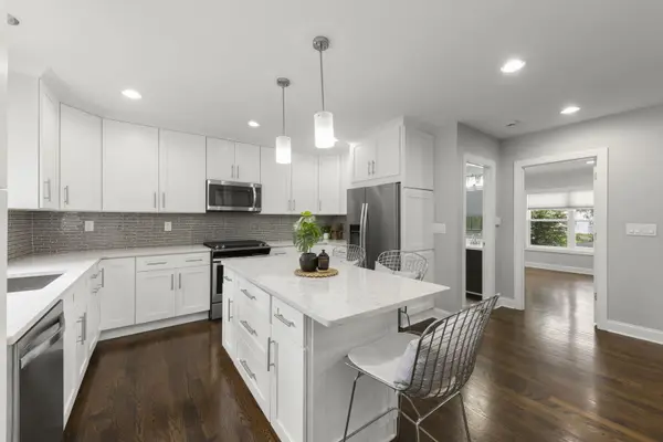383 Elm ST, Glen Ellyn, IL 60137