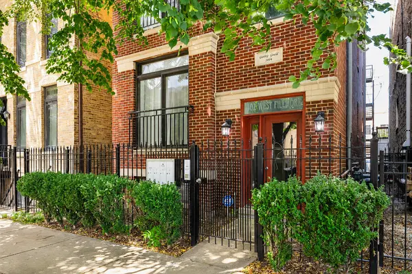 1302 W Fillmore ST #4, Chicago, IL 60607