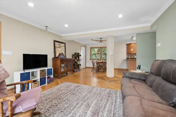 4200 N Keystone AVE #3B, Chicago, IL 60641