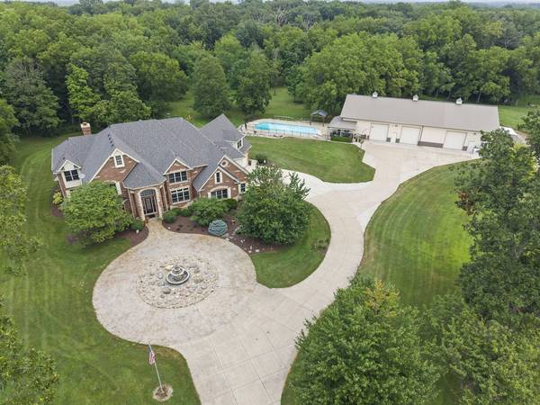 10061 Legion RD, Yorkville, IL 60560