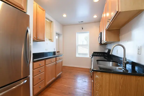 3104 W Argyle ST #1, Chicago, IL 60625