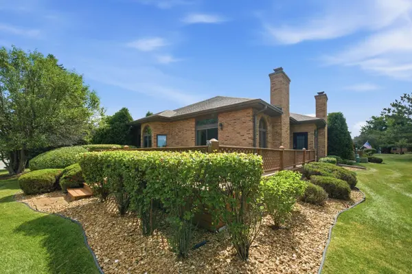 20700 Hunt Club DR, Frankfort, IL 60423