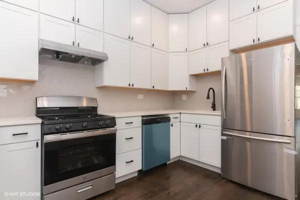 2843 W Fletcher ST, Chicago, IL 60618