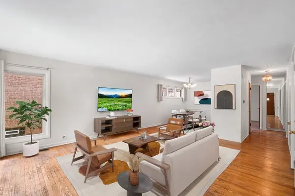 6209 N Caldwell AVE, Chicago, IL 60646