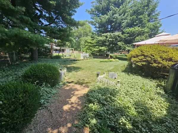 100 Cherry DR, Mt Vernon, IL 62864