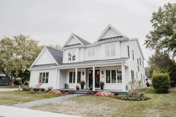 824 W Dorchester ST, Palatine, IL 60067