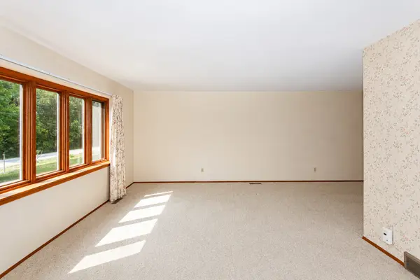 3506 S Kilkenny DR, Crystal Lake, IL 60014