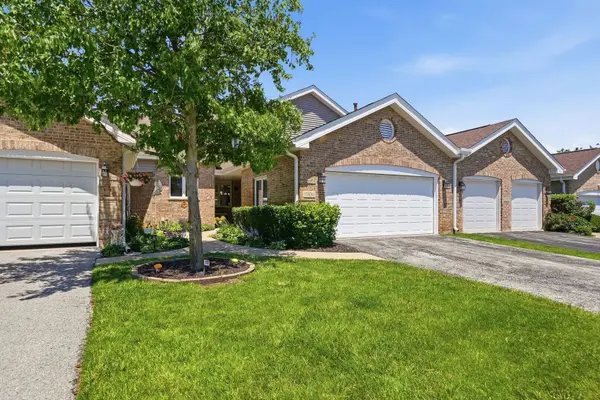 11304 Brook Crossing CT, Orland Park, IL 60467