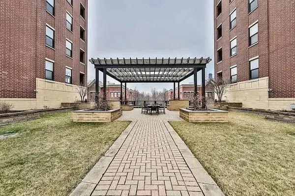 833 W 15th PL #814, Chicago, IL 60608