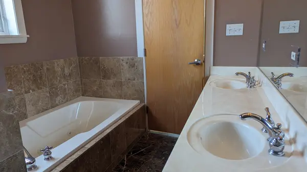 1738 W Belmont AVE #3F, Chicago, IL 60657