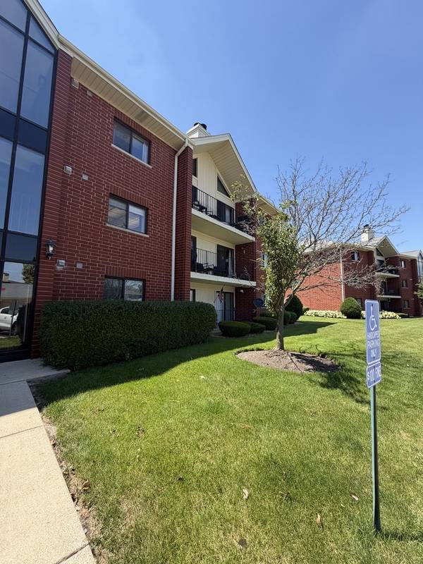 18206 Rita RD #3D, Tinley Park, IL 60477