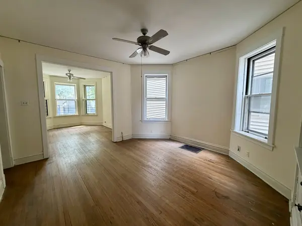 1738 W Byron ST, Chicago, IL 60613