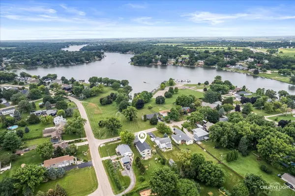 1337 Mabel LN, Lake Holiday, IL 60548