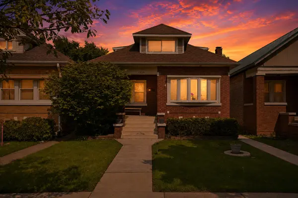 1229 Maple AVE, Berwyn, IL 60402