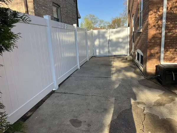 1748 Orchard ST, Des Plaines, IL 60018