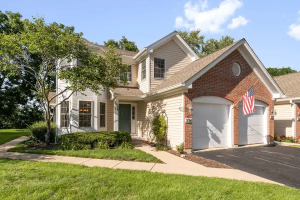 532 Bradbury LN #532, Geneva, IL 60134