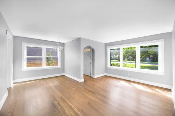 313 Harlem AVE, Glenview, IL 60025