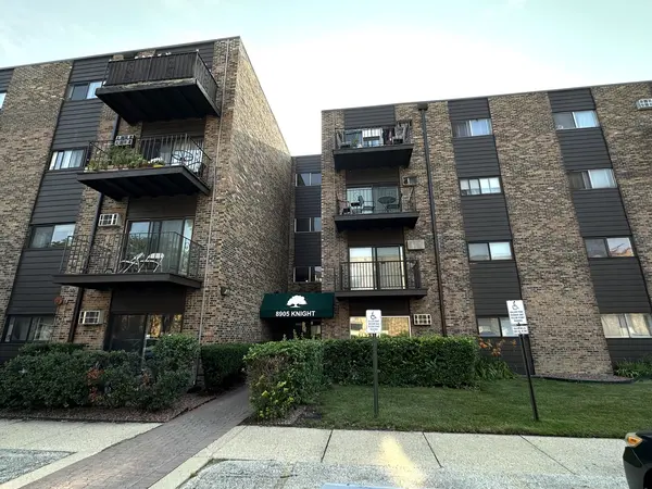 8905 Knight AVE #108, Des Plaines, IL 60016