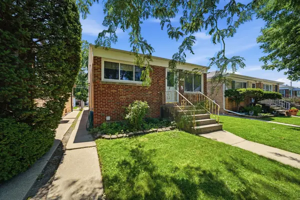 3123 W Howard ST, Chicago, IL 60645