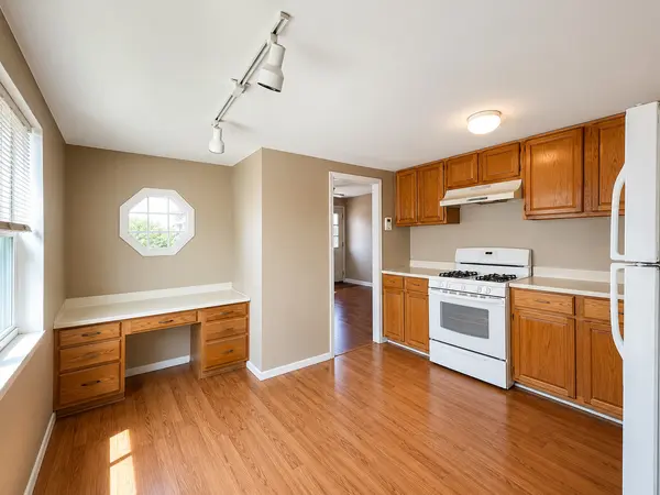 310 Johnson ST, East Dundee, IL 60118