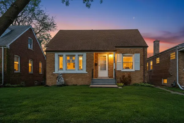 14104 S Clark ST, Riverdale, IL 60827