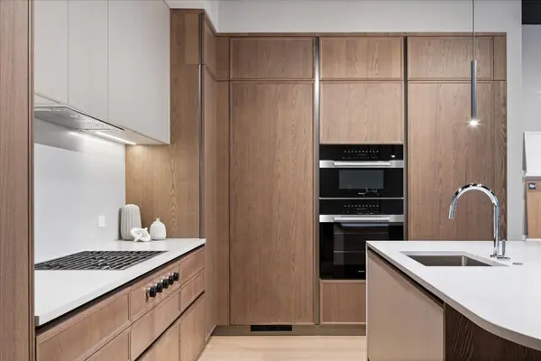 1282 W Washington BLVD #4D, Chicago, IL 60607