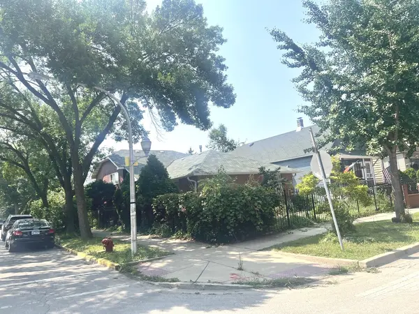 3000 W 38th ST, Chicago, IL 60632