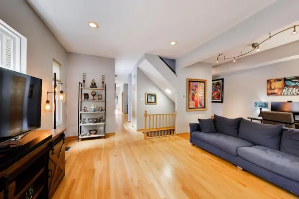 5354 N Ashland AVE, Chicago, IL 60640