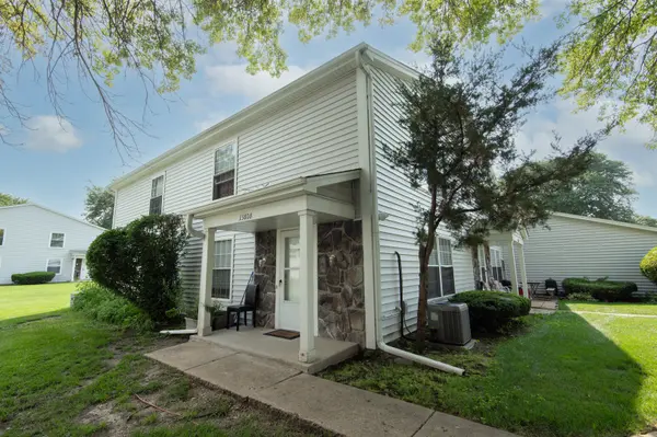 1380 N Glen CIR #B, Aurora, IL 60506