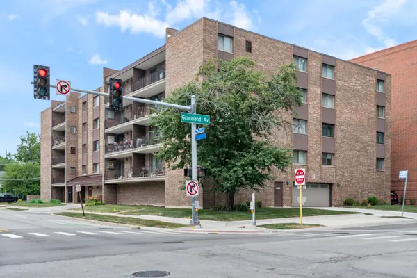 828 Graceland AVE #404, Des Plaines, IL 60016