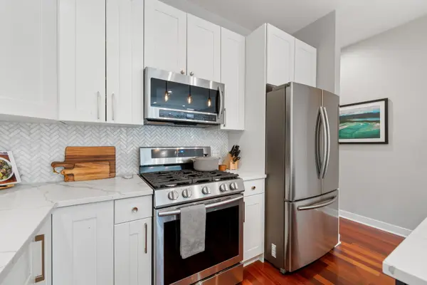 2220 N Seeley AVE #2, Chicago, IL 60647