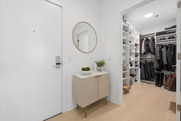 1648 W Division ST #707, Chicago, IL 60622