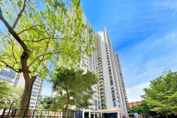 1460 N Sandburg TER #1412A, Chicago, IL 60610