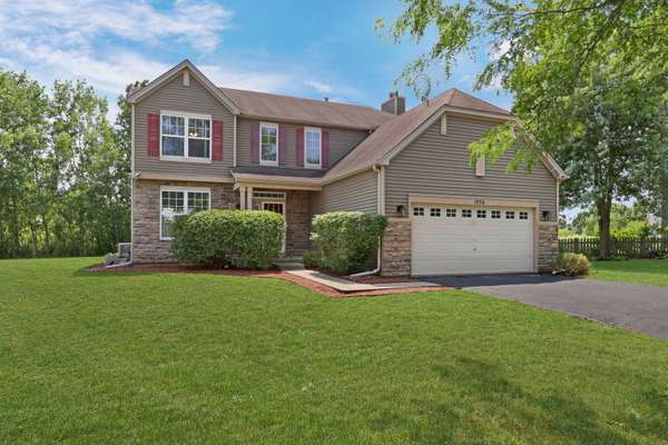 1056 Dana CT, Antioch, IL 60002