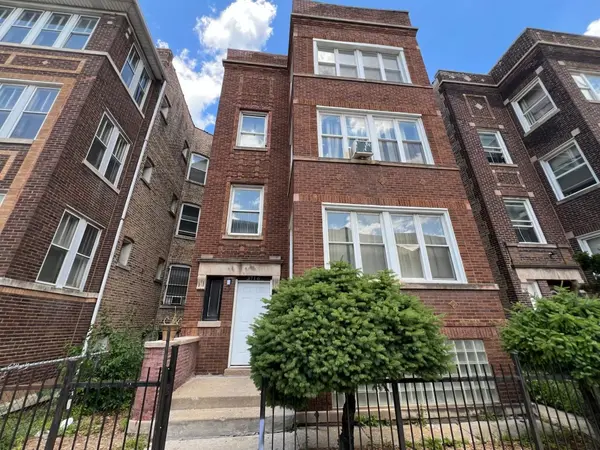 3716 W Polk ST, Chicago, IL 60624