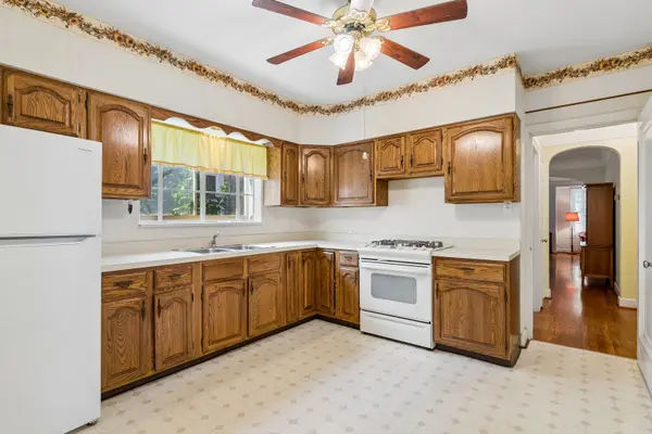 3317 N Rutherford AVE, Chicago, IL 60634
